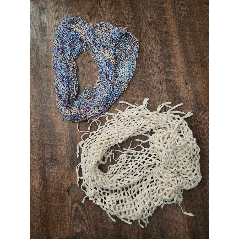 2 pretty infinity scarves